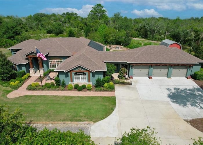 2950 Highland Lakes